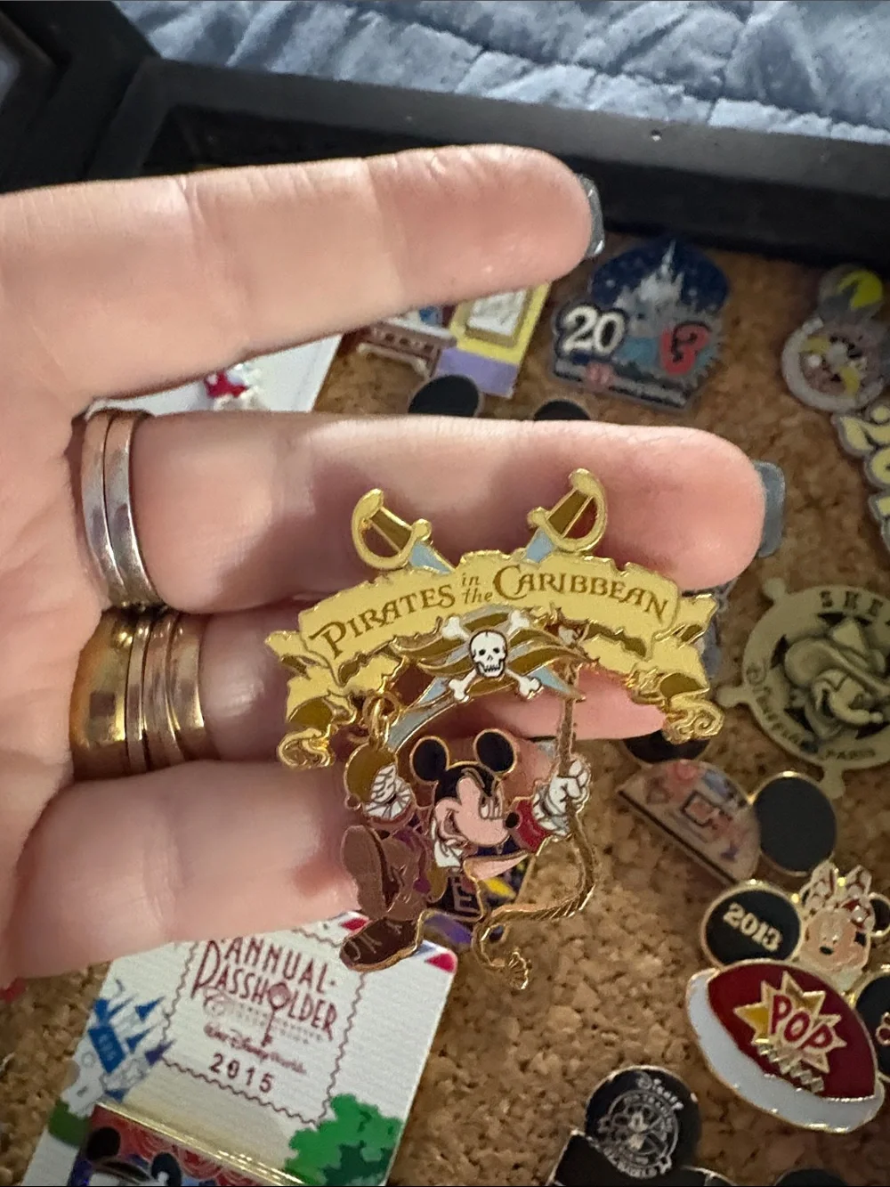 UPDATED ✨Disney Collectible lot of pins annual passholder LELR rare pins Paris✨ - Picture 5 of 17